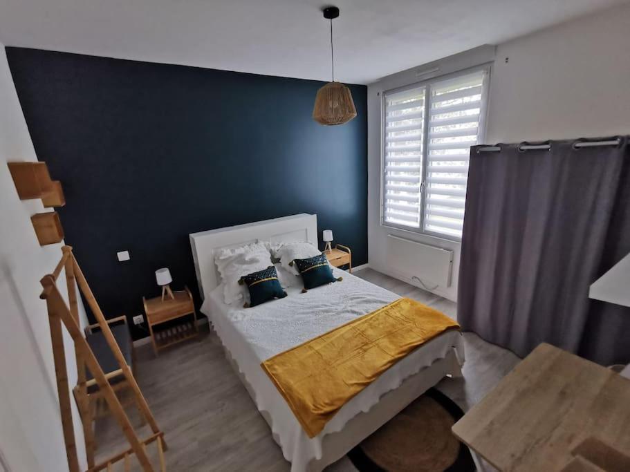 Le Mascaret, Abbeville Bagian luar foto